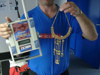 Bijouterie en or détecté en Macédoine Gold jewelry discovered in Macedonia